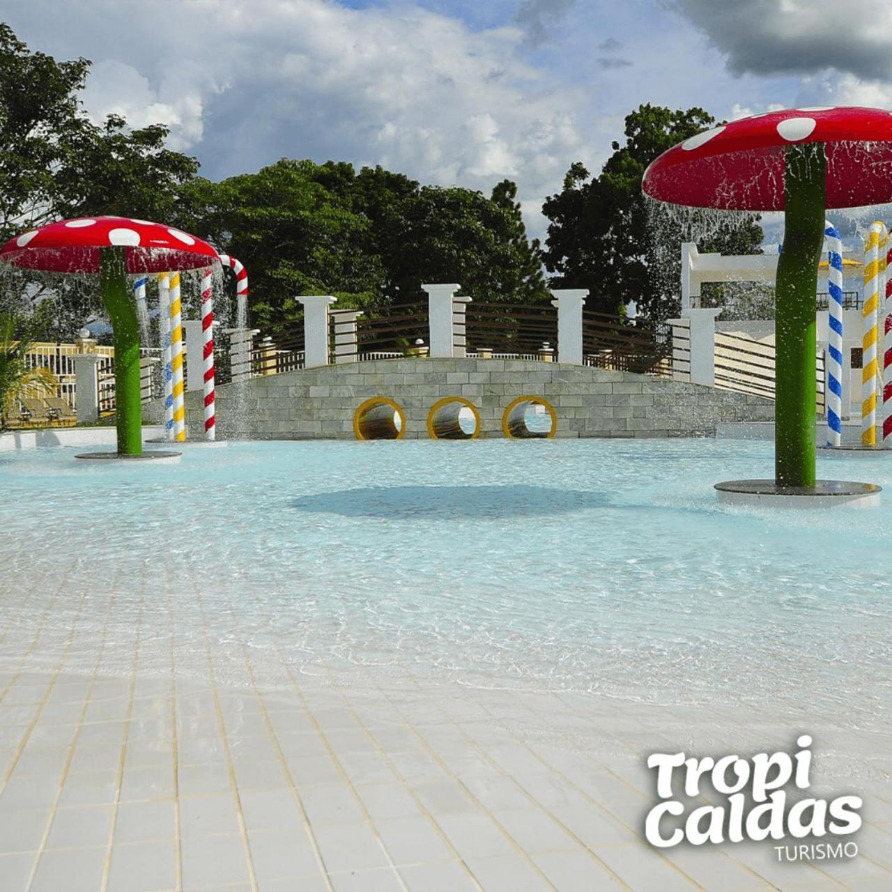 Lacqua Diroma - Hotel E Parque Aquatico Caldas Novas Εξωτερικό φωτογραφία